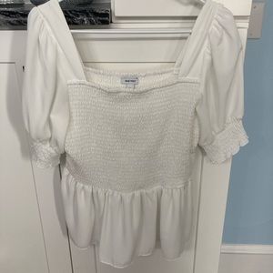 Nine West Large White short puff sleeve square neck EUC flowy top smoke free